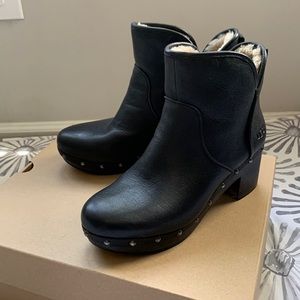 UGG Cam II Ankle Boot
